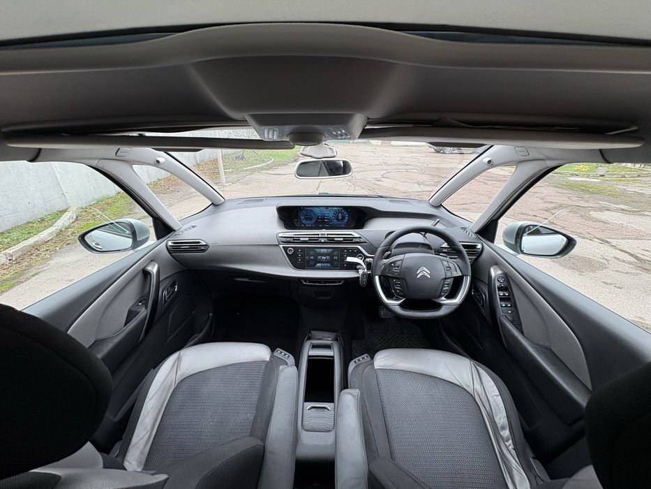 Житомир Citroen grand c4 Picasso Exclusive 1.6д автомат праве кермо