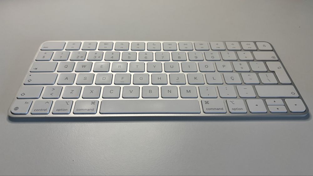Magic Keyboard (USB-C) - Apple