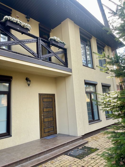 Будинок з ремонтом у лісовій Бучі!