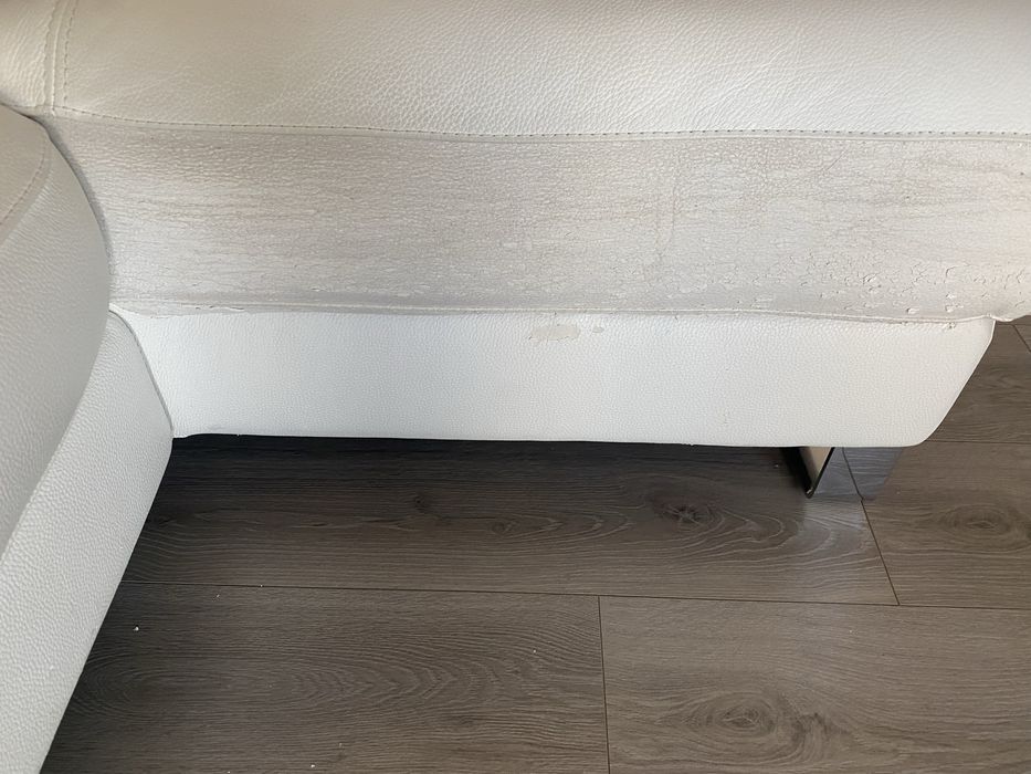 Sofa Chaise longue branca em pele