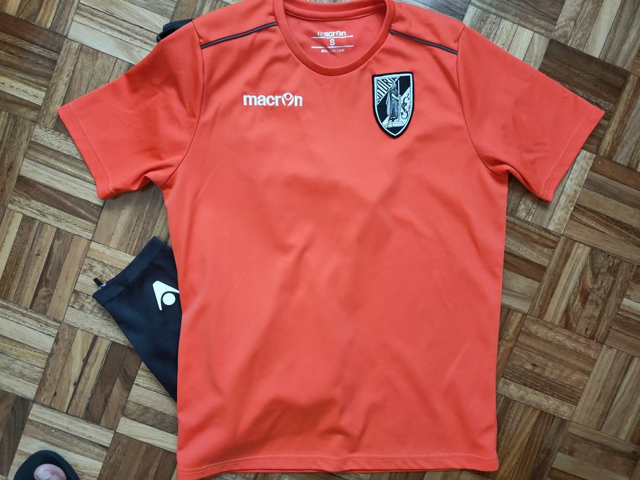 Vitória Sport club 160/170 cm.