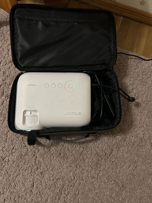 Проектор Yoton