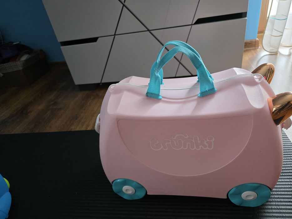 Walizka trunki dla dzieci rozowa
