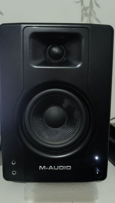 M-Audio bx4 (monitores de estúdio)