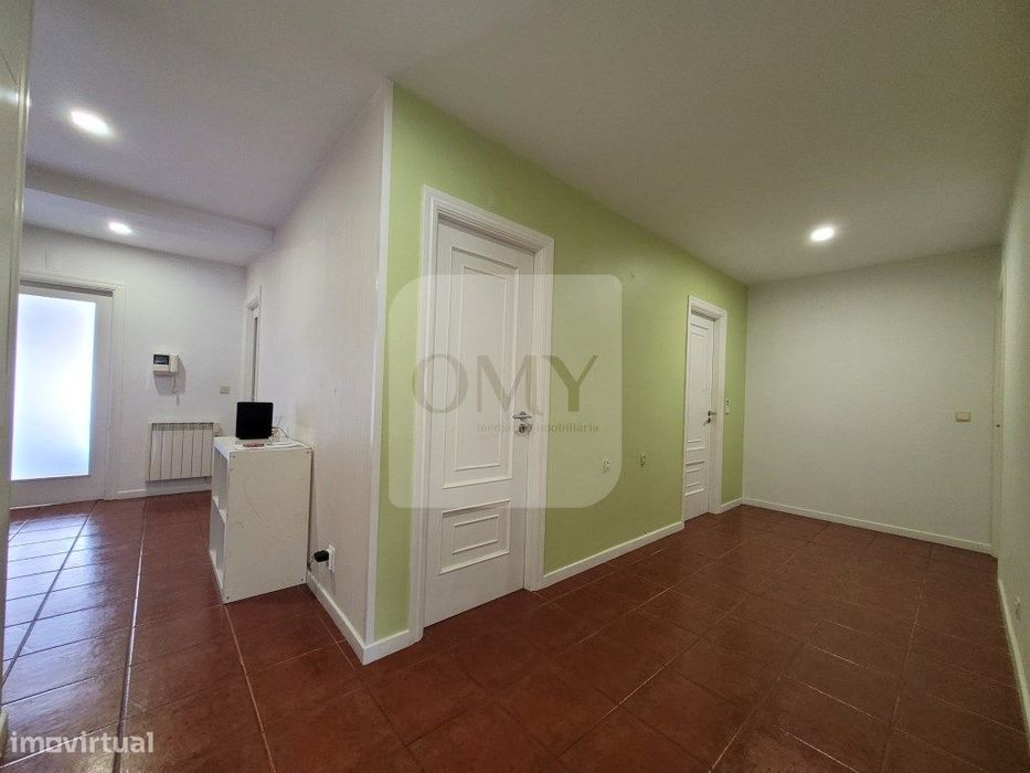 T3 com Ótimas Áreas na Senhora da Conceição em Vila Real — Vila Real (Nossa Senhora Da Conceição, São Pedro E São Dinis), Vila Real