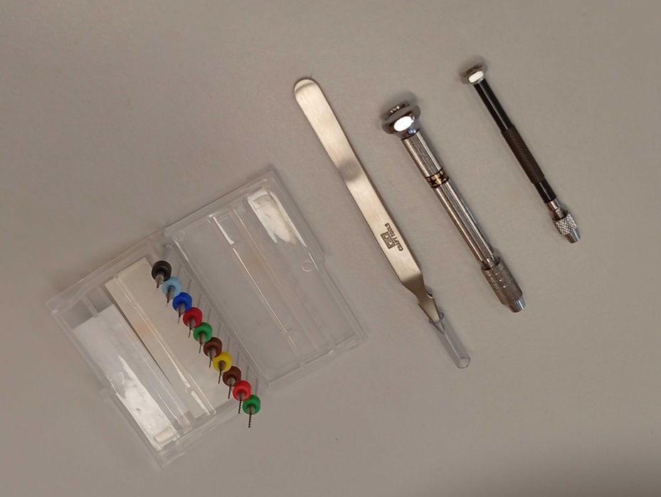 Ferramentas para modelismo Tamiya e kits 1/35 da Mini