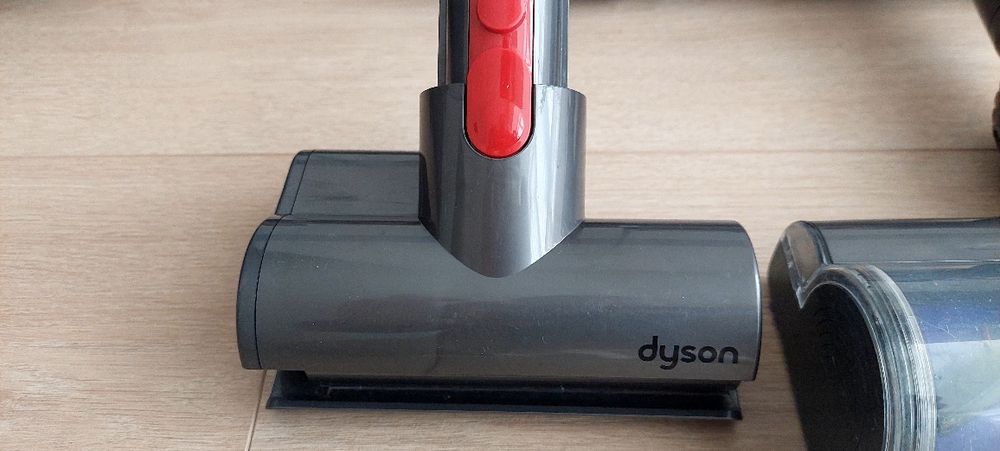 Dyson v10 Absolute
