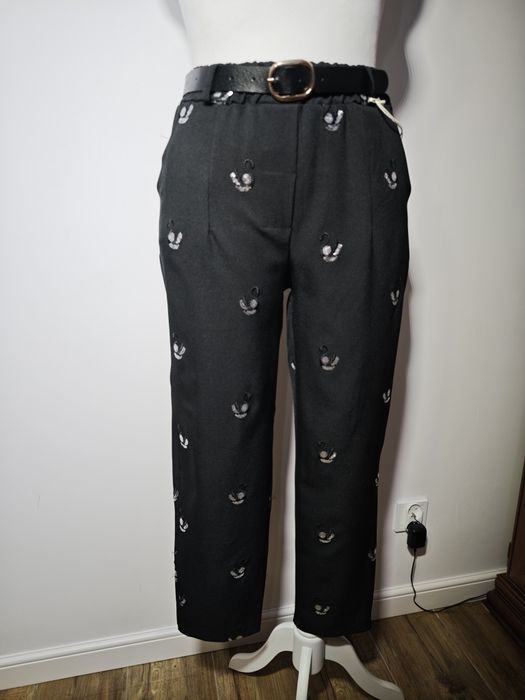 Nowe spodnie czarne haft new collection roz L-xxl