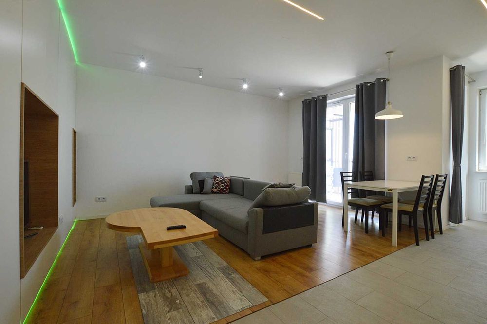Przestronne 4 pok. (salon+3 sypialnie), Centrum, blisko Starego Miasta