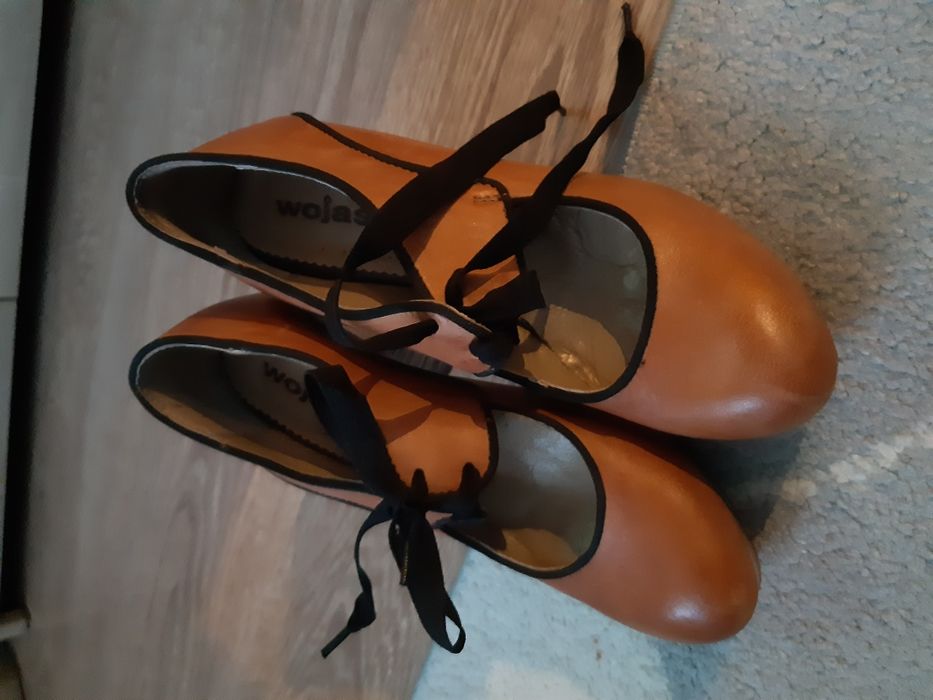 Buty na obcasie WOJAS roz.36