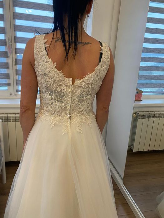 Śliczna Suknia ślubna