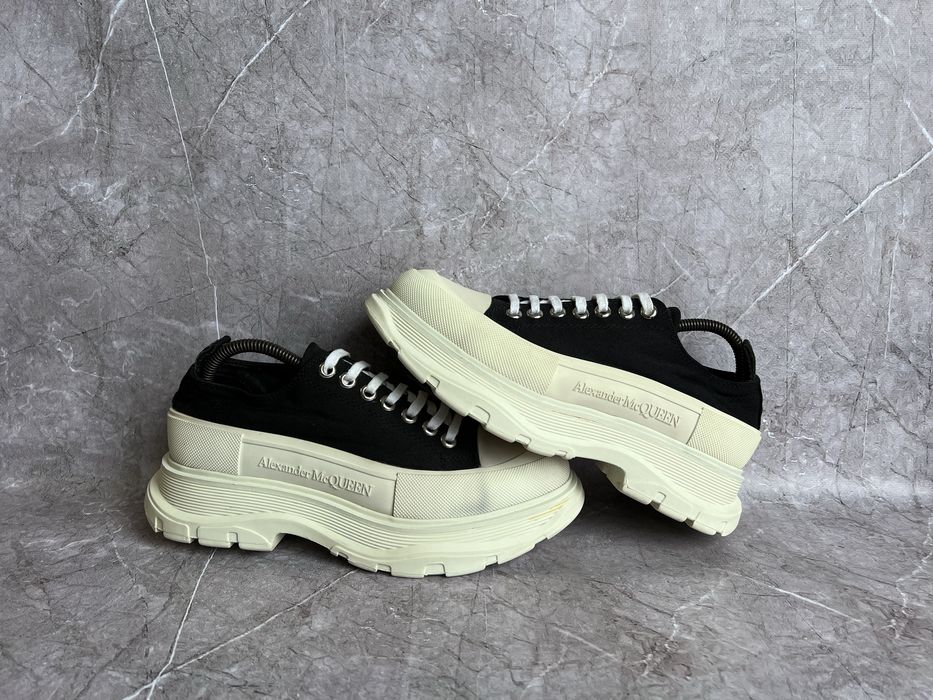 Alexander McQUEEN кроссовки 40