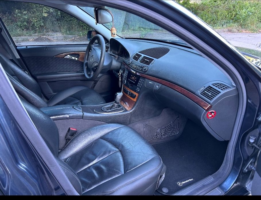 Мерседес W211,2.6 Бензин- Газ.