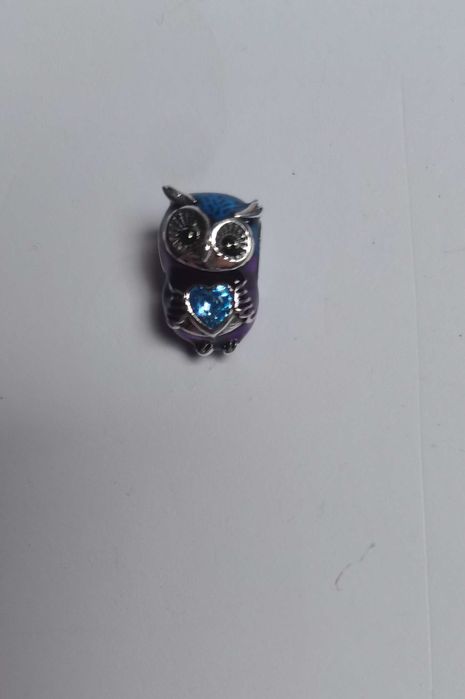 Kolorowa przywieszka do bransoletki, charms - sowa z serduszkiem
