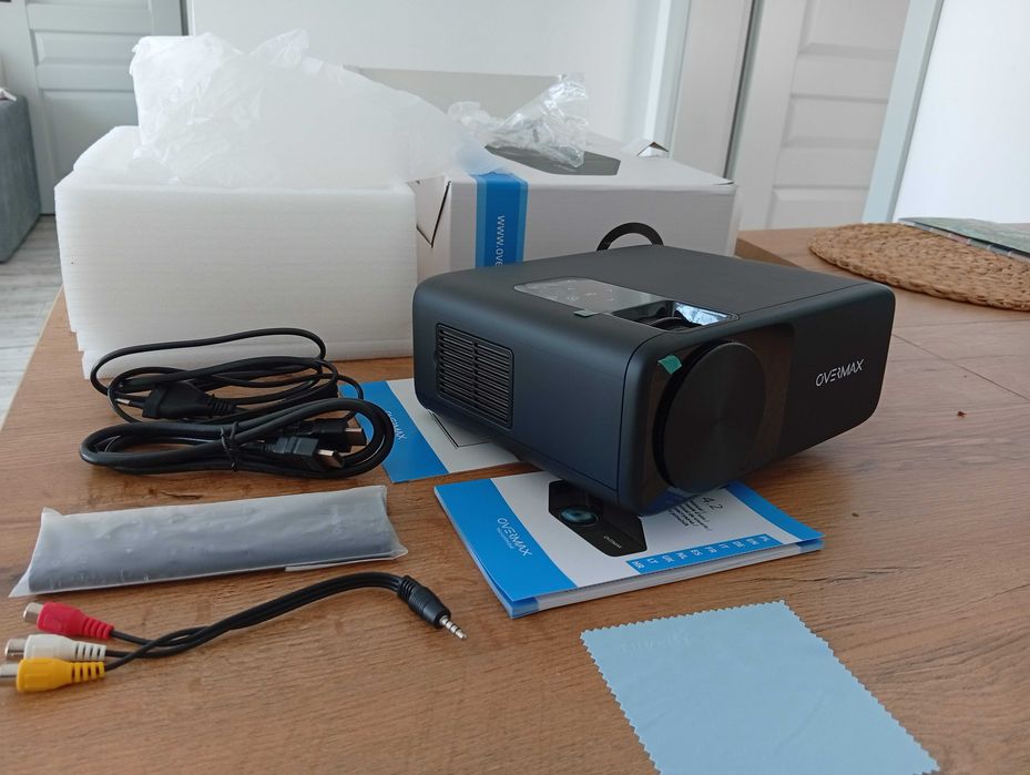 Projektor Overmax Multipic 4.2