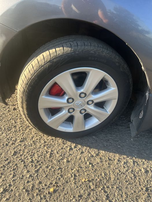 Тойота ауріс свіжопригнана