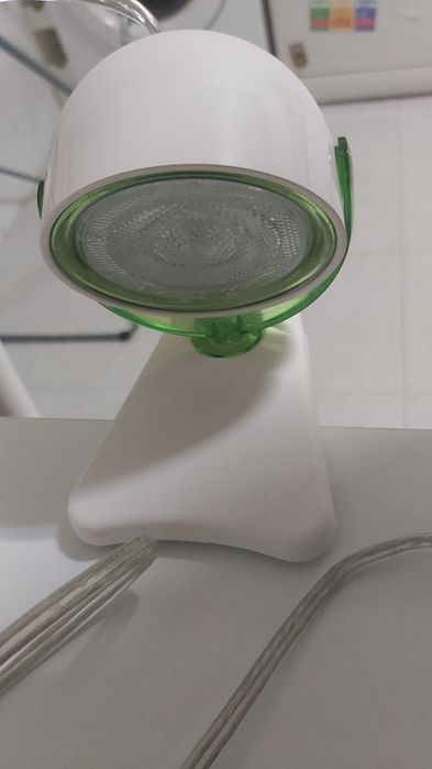 Candeeiros de secretária (x4). Preço desde...