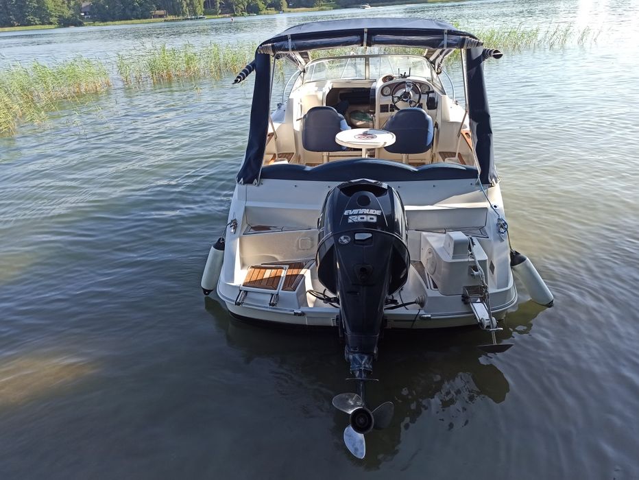 Łódź motorowa Galeon Galia 620 Evinrude E-tec 200 kabinowa motorówka jacht