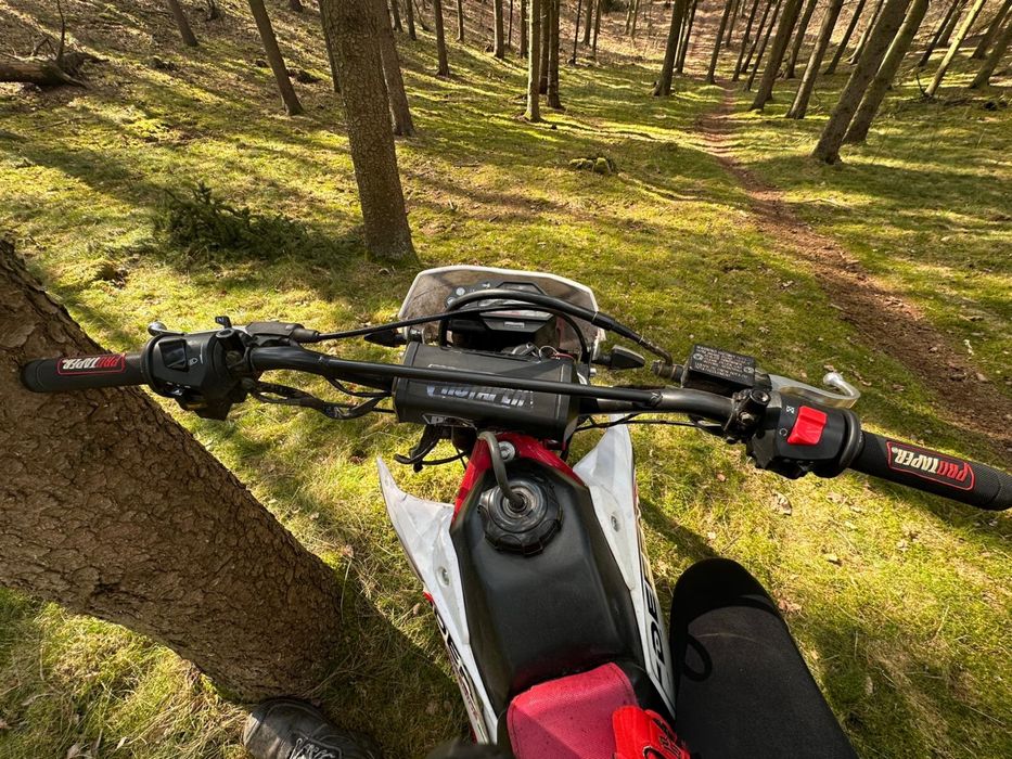 Cross Defender 150 RR