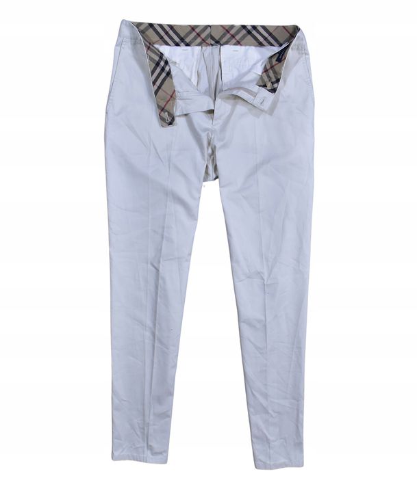 Burberry Eleganckie Spodnie Białe Z Logo / 46
