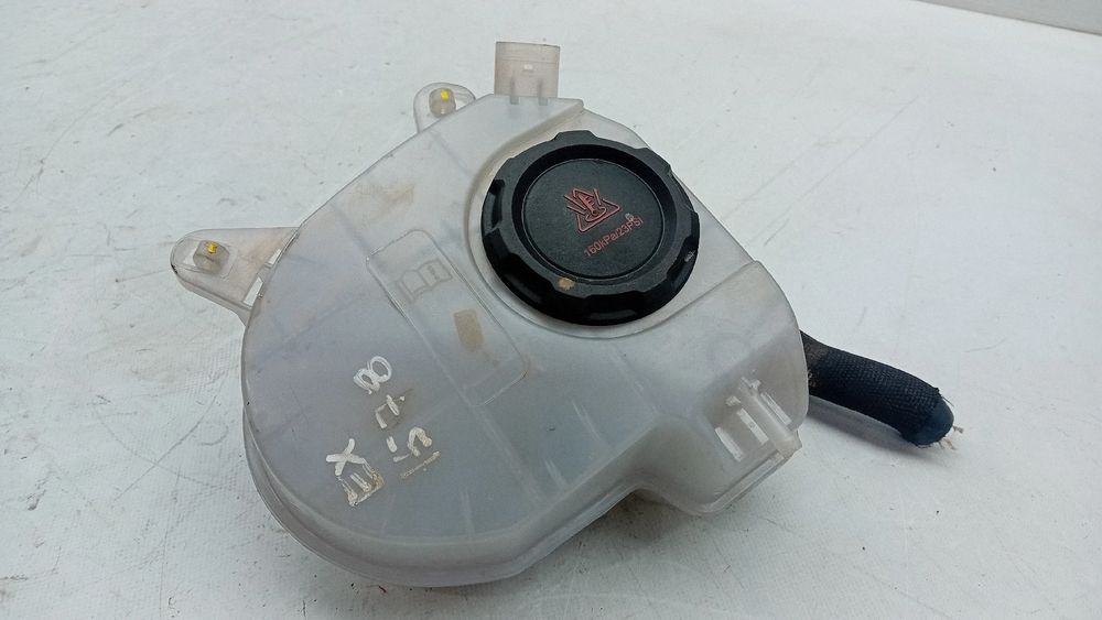 Reservatório / depósito da água / líquido de refrigeração AUDI Q2 (GA)