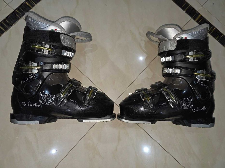 Komplet narty FISCHER RC4 RACE 130CM+buty 25,5CM rozm.40