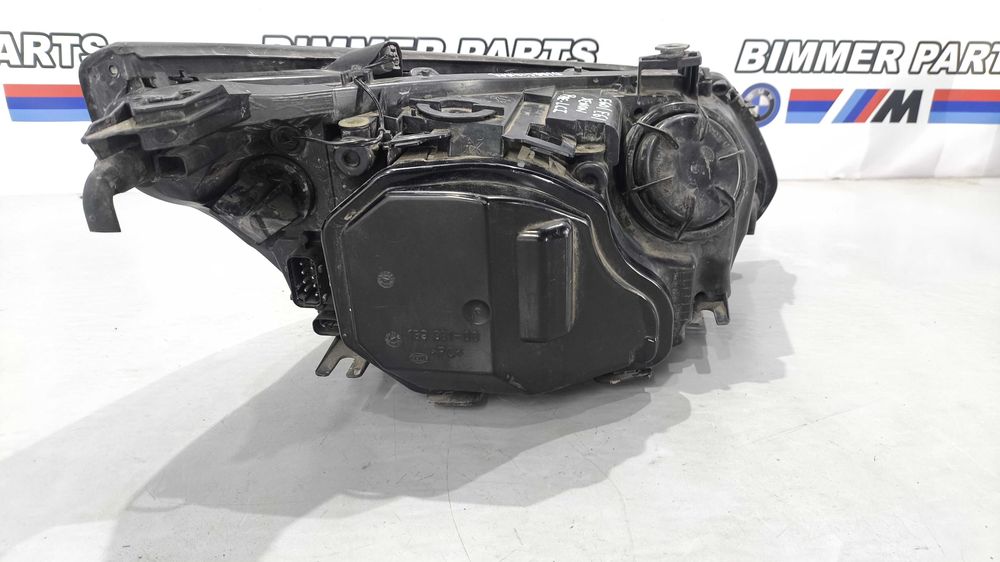 Farol BMW Serie 5 (E60/E61) Esquerdo Xénon Direcional Pré-LCI
