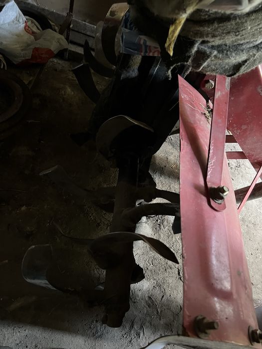 Мтоблок мд-81 фреза плуг, картоплесаджалка та причеп