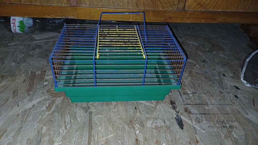 Продам клетку переноску для животных