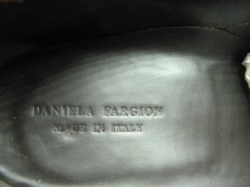 Sapatos novos italianos em camurça Daniela Fargion 41 - SALDO