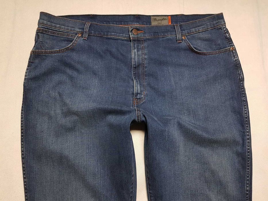WRANGLER - TEXAS roz. W44L28 pas 119 cm Ideał