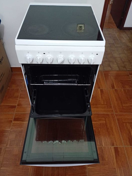 Fogão a gás indesit com placa Em perfeito funcionamento