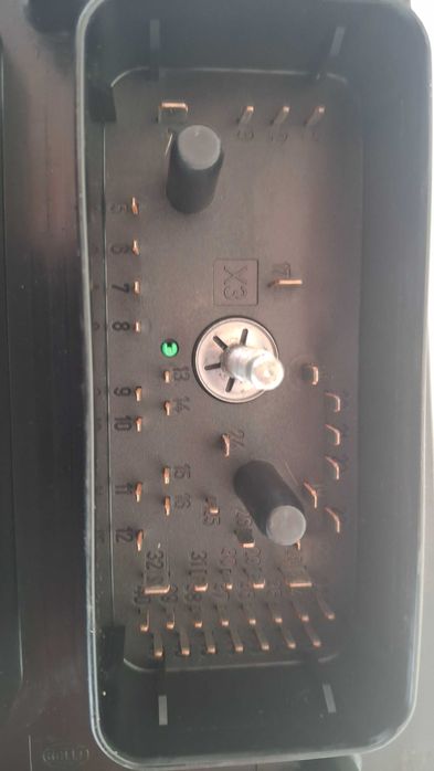 Vendo caixa de fusíveis e reles do astra H