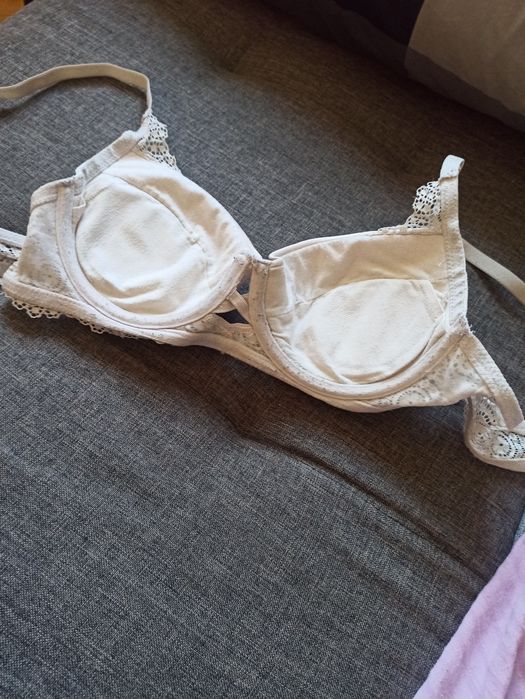 Biustonosz Esotiq 80B