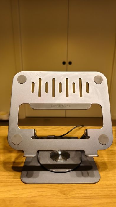 Suporte Portátil com Hub USB-C - ADAM Elements CASA Hub Stand Pro (Rotativo 360°)