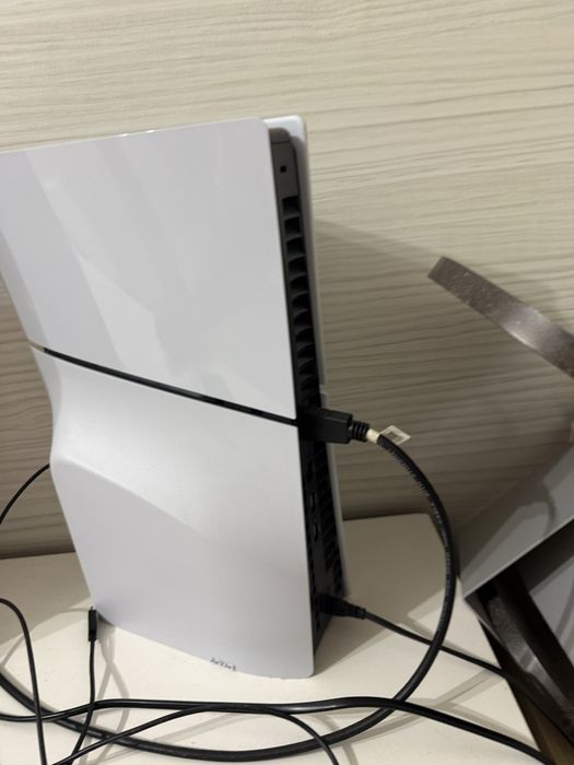 Vende se playstation 5