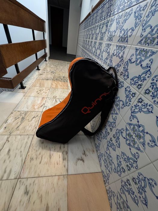 Carrinho Quinny bom estado