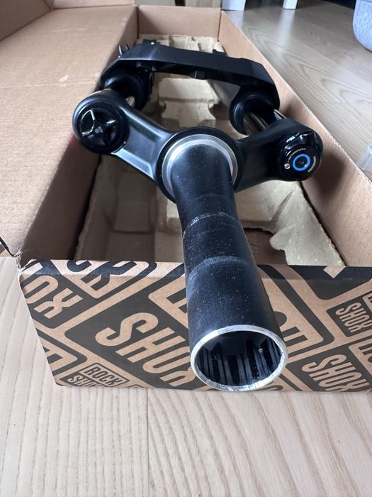 RockShox Reba RL Boost 29”, 110 mm skoku DebonAir