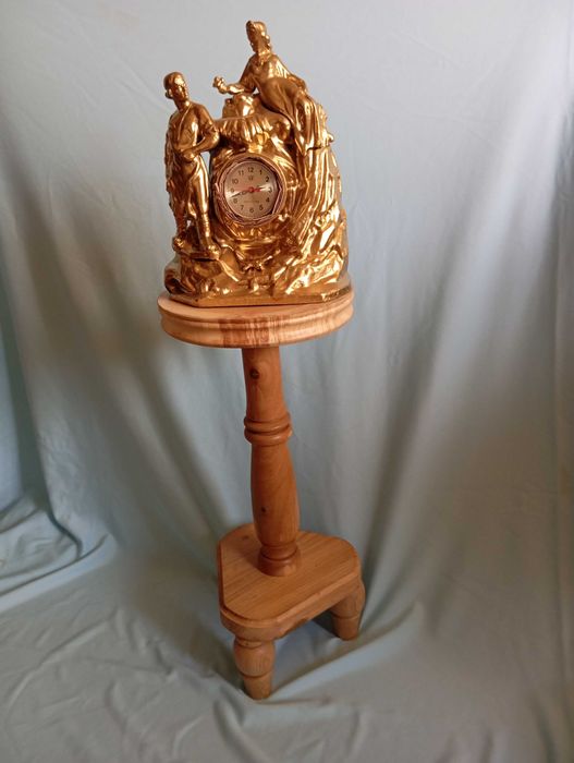 Консоль ( подставка )