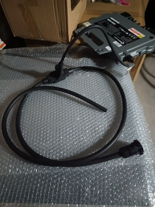 Micro Inversor APS QT2 2000VA 2000W APSystems Trifásico