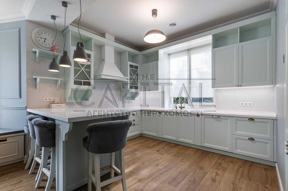 ПРОДАЖ шикарного будинку в престижному КМ Green Hills 315м2  11 соток