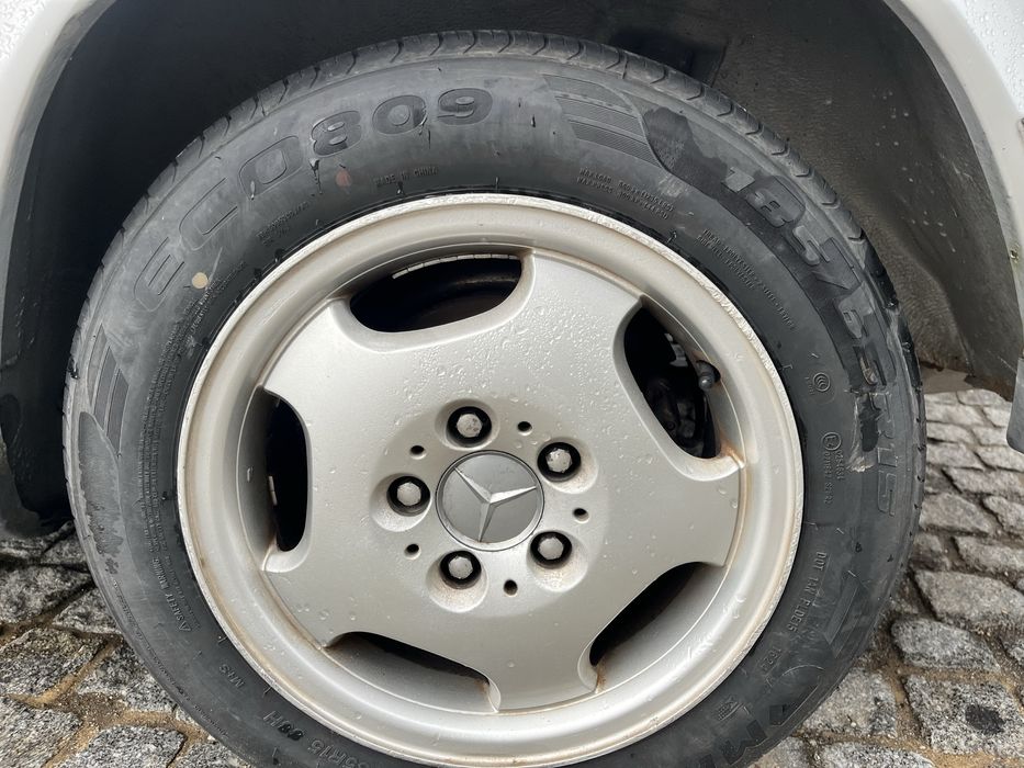 Jantes 15 Mercedes 190 com pneus