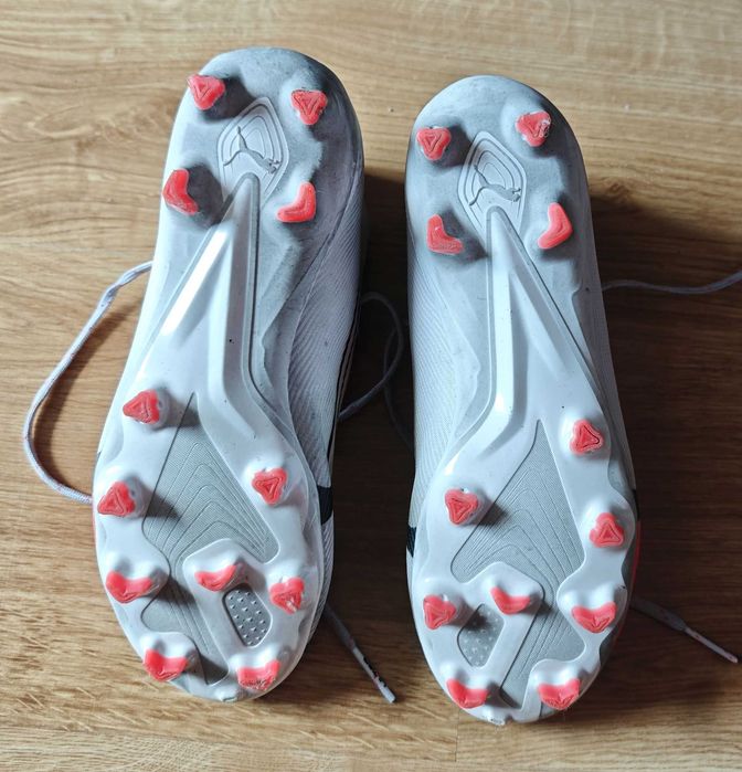 Korki piłkarskie Puma Ultra Pro Fg/Ag Jr rozmiar 36 stan bdb