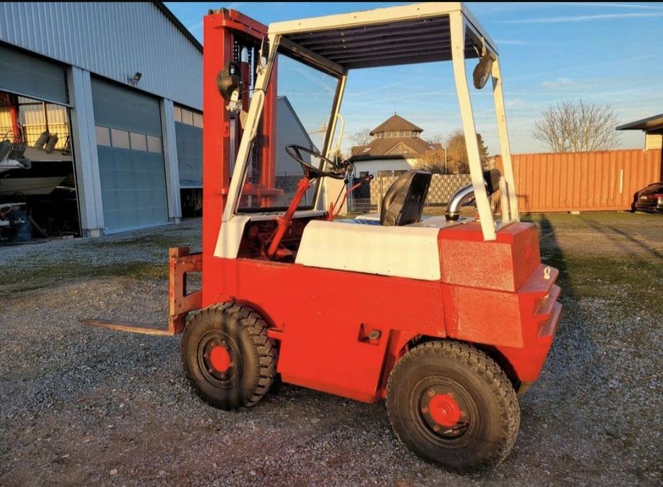 Linde H25 D  Terenowa kola pompowane silnik.Deutz sprowadzona