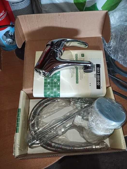 Bateria umywalkowa, nowa w kartonie. Cena za sztukę. Kolekcja.