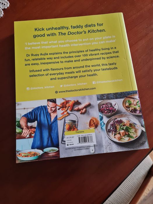 Livro “The doctor’s kitchen”428111786714736641