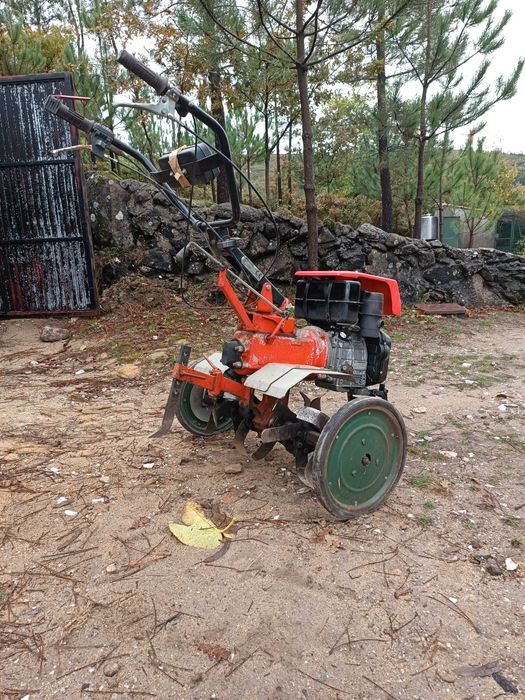 Motoenxada Lombardini 14cv