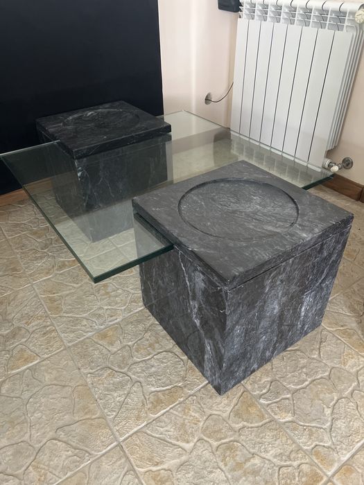 Mesa de centro em marmore e vidro