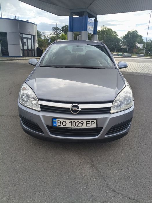 Продаю власне авто Опель Астра H 2006 на газу