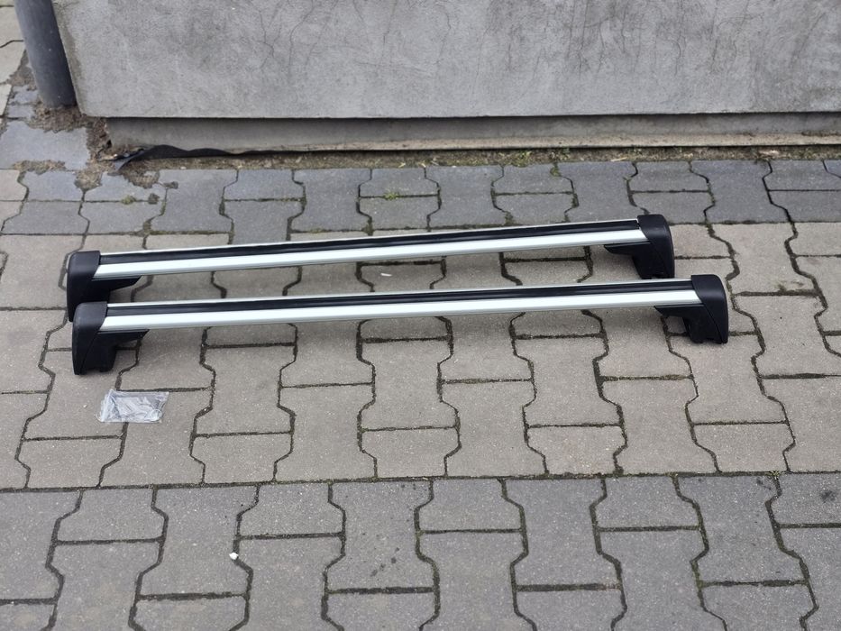 Belki poprzeczki bagażnik dachowy THULE Opel Zafira C na relingi zinte